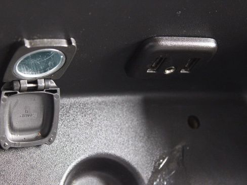 Used 2016 Chevrolet Silverado 1500 Custom w/ Custom Convenience Package image 35