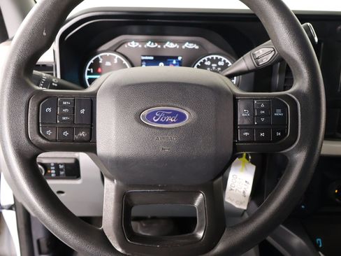 Used 2024 Ford F250 XLT w/ FX4 Off-Road Package AWD/4WD image 3