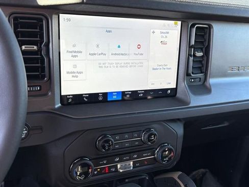 New 2025 Ford Bronco Badlands image 9