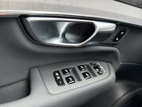New 2026 Volvo XC90 B6 Ultra image 22