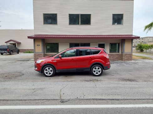 Used 2014 Ford Escape SE w/ Equipment Group 201A FWD image 3