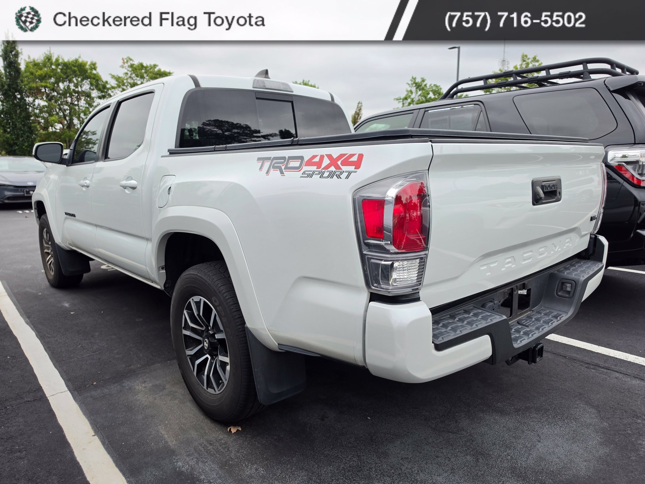 Used 2023 Toyota Tacoma TRD Sport AWD/4WD image 4