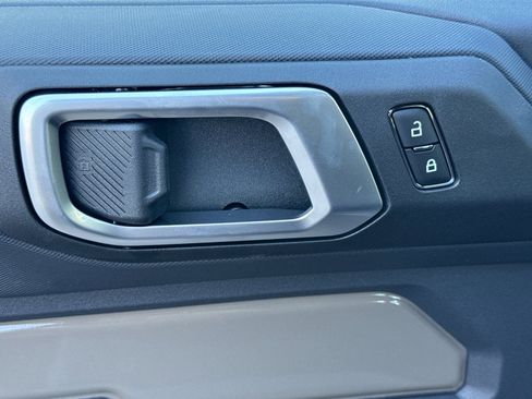 New 2026 Ford Bronco 2-Door w/ Sasquatch Package image 11