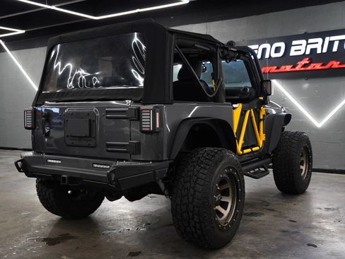 Used 2016 Jeep Wrangler Sport AWD/4WD image 29