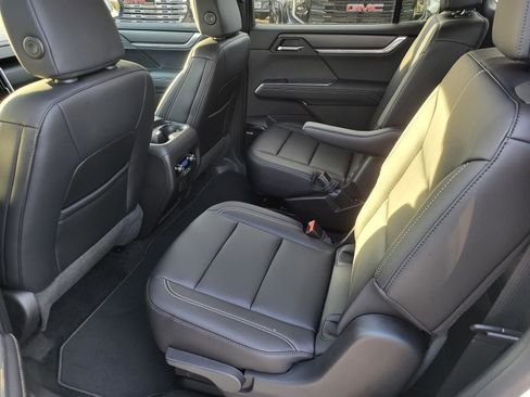 New 2026 GMC Acadia Elevation w/ Elevation Premium Package FWD image 4