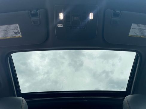 Used 2019 Toyota Avalon XSE w/ All Weather Liner Package FWD image 36