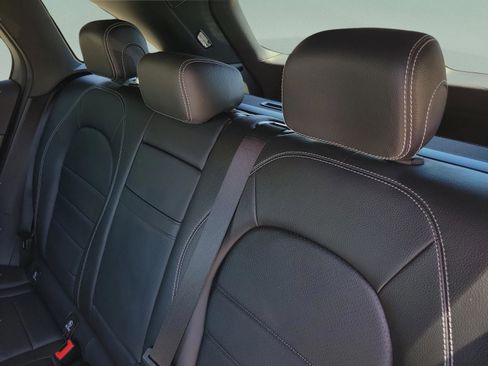 Certified 2022 Mercedes-Benz GLC 300 4MATIC image 9