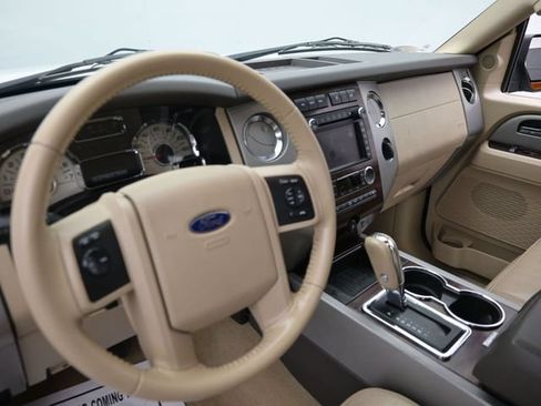 Used 2012 Ford Expedition XLT RWD image 25