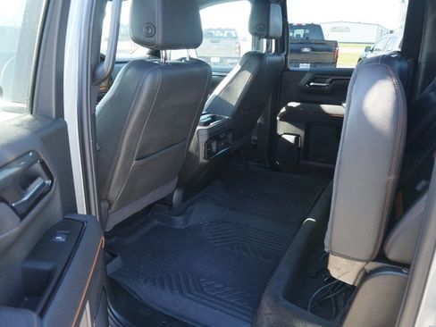 Used 2026 GMC Sierra 1500 AT4 w/ AT4 Premium Package AWD/4WD image 9