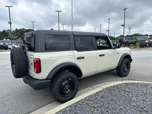 New 2026 Ford Bronco Big Bend w/ Black Diamond Package AWD/4WD image 8
