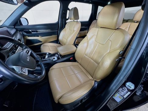 Used 2022 Kia Telluride SX w/ Towing Package image 16