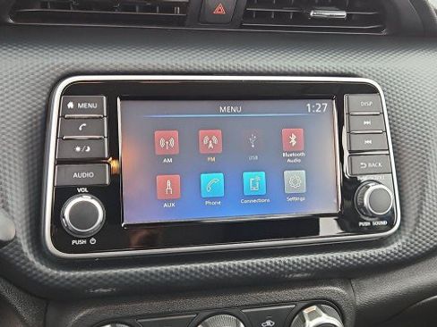Used 2023 Nissan Kicks S FWD image 13