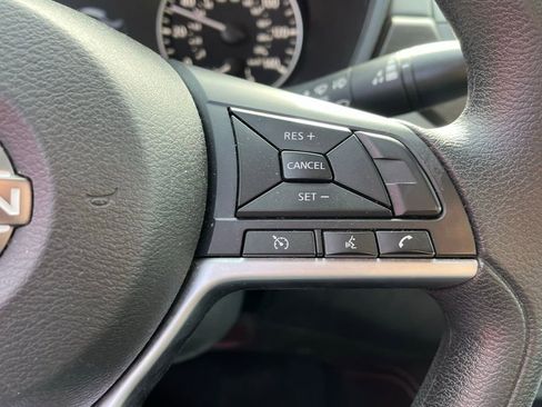 Used 2023 Nissan Altima 2.5 SV image 10