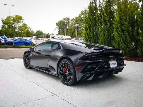 Used 2020 Lamborghini Huracan EVO AWD/4WD image 9