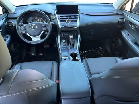 Used 2018 Lexus NX 300 FWD image 10