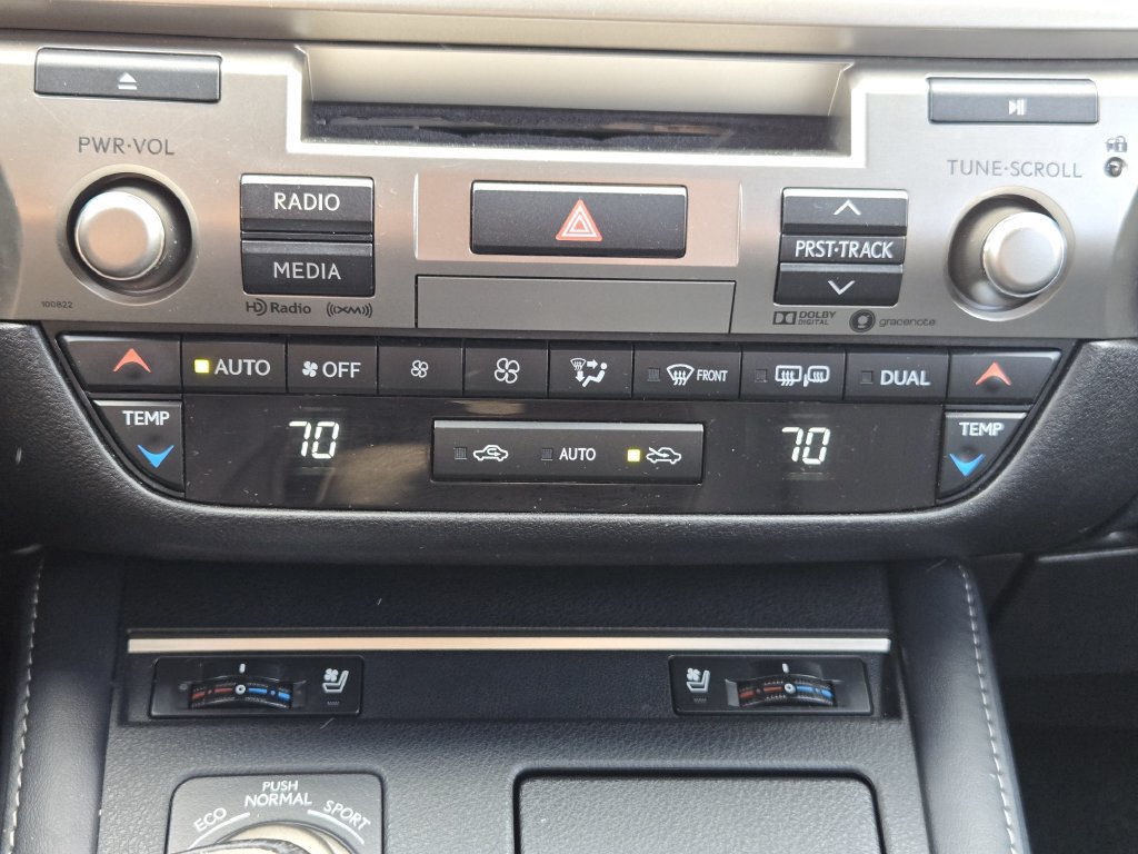Used 2018 Lexus ES 350 w/ Navigation System Package FWD image 19