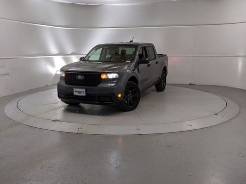 New 2026 Ford Maverick XLT w/ XLT Luxury Package image 6