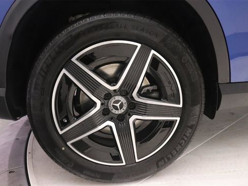 New 2026 Mercedes-Benz GLC 300 image 13