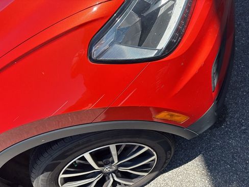 Used 2019 Volkswagen Tiguan SE image 19