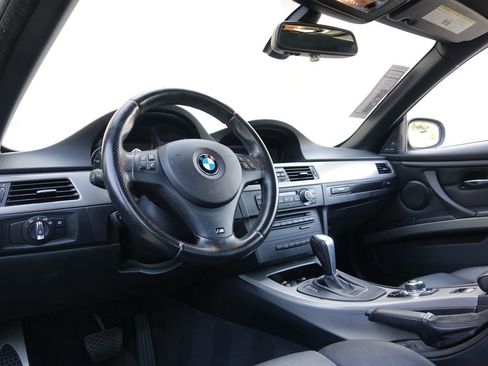 Used 2011 BMW 335i Convertible image 5