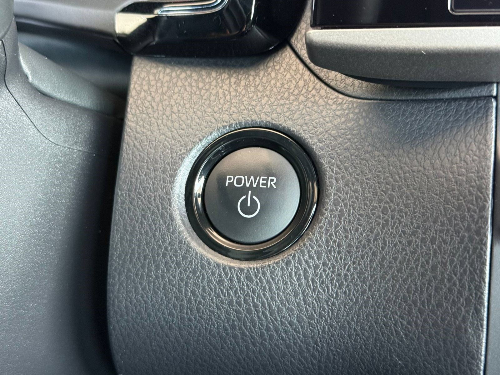 Used 2026 Toyota Camry SE w/ Multimedia Upgrade Package FWD image 18