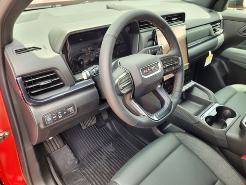 New 2026 GMC Terrain AT4 w/ Convenience Package III image 22