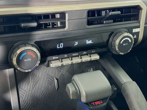 Certified 2025 Toyota Tacoma TRD Sport image 15