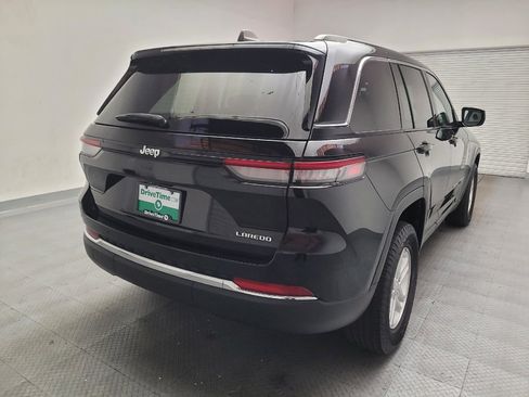 Used 2023 Jeep Grand Cherokee Laredo RWD image 7