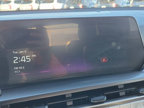 Certified 2025 Kia Telluride S image 22