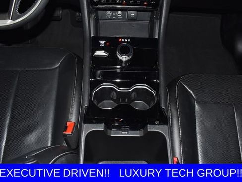 Used 2023 Jeep Grand Cherokee L Limited w/ Luxury Tech Group II AWD/4WD image 27