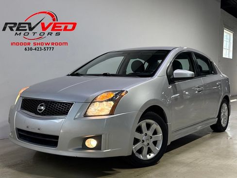 Used 2010 Nissan Sentra 2.0 SR w/ Convenience Pkg FWD image 1