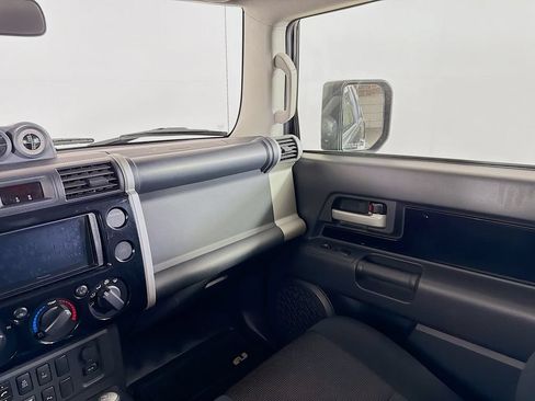 Used 2007 Toyota FJ Cruiser 4WD image 20