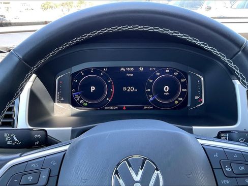 Used 2022 Volkswagen Atlas Cross Sport SE AWD/4WD image 17