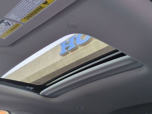 Certified 2023 Honda HR-V EX-L image 19