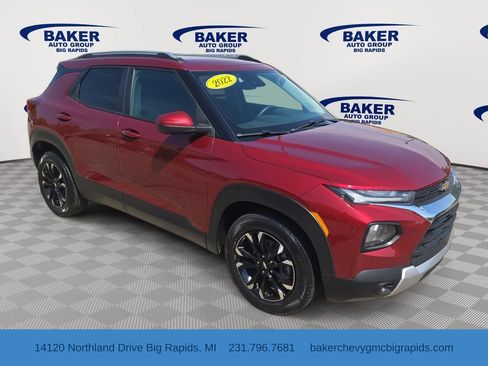 Used 2022 Chevrolet TrailBlazer LT w/ Convenience Package FWD image 1