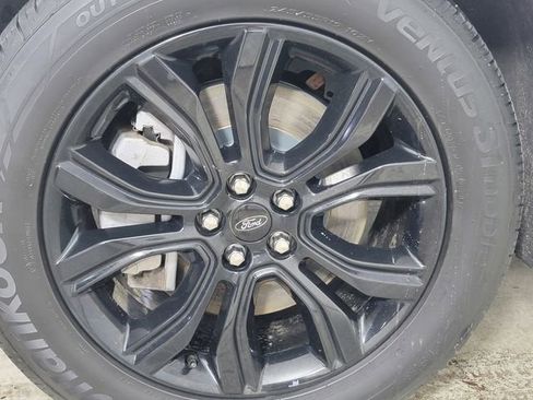 Used 2024 Ford Edge SE w/ Black Appearance Package AWD/4WD image 10