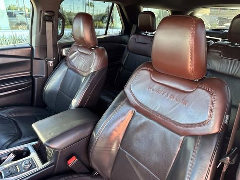 Used 2021 Ford Explorer Platinum w/ Equipment Group 601A image 14