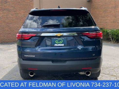 Used 2023 Chevrolet Traverse LT FWD image 7
