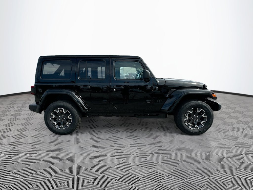 New 2026 Jeep Wrangler Unlimited Sahara AWD/4WD image 10