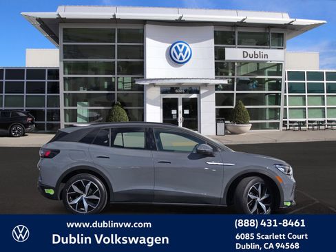 Used 2023 Volkswagen ID.4 Pro S RWD image 3