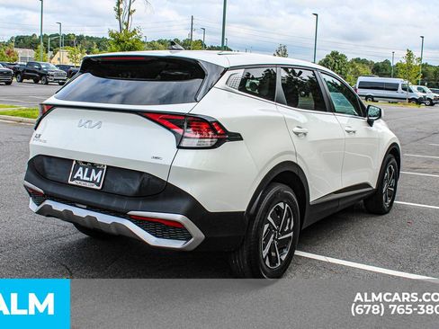 Used 2023 Kia Sportage LX AWD/4WD image 5