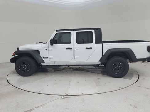 New 2026 Jeep Gladiator Sport image 10