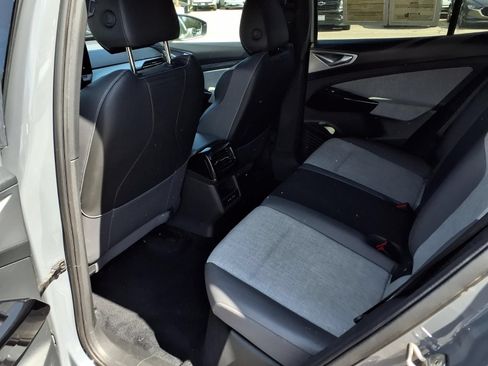 Certified 2023 Volkswagen ID.4 Pro RWD image 19