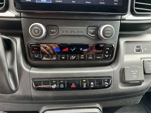 New 2024 RAM ProMaster 2500 w/ Quick Order Package 22H SLT+ image 21
