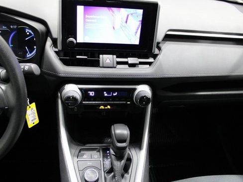Used 2024 Toyota RAV4 LE image 11