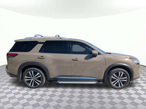Used 2024 Nissan Pathfinder Platinum w/ Cargo Package FWD image 3