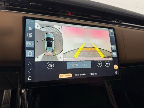 Used 2025 Land Rover Range Rover Sport Dynamic SE image 21