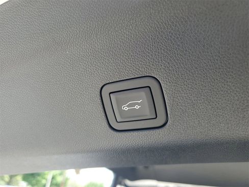 New 2025 Chevrolet Suburban High Country w/ Sun And Tow Package image 7