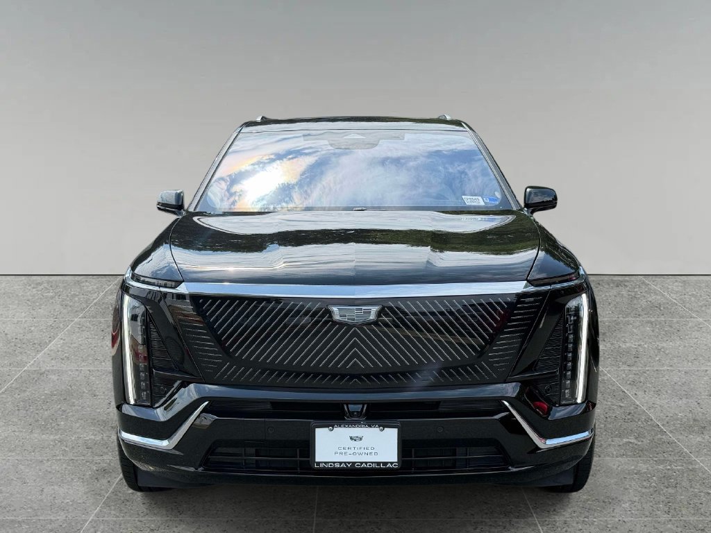 Certified 2026 Cadillac Vistiq Luxury AWD/4WD image 8
