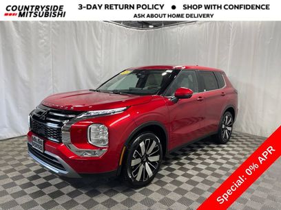 New 2025 Mitsubishi Outlander SE